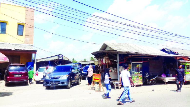 1 Doni Serang Parkir Mobil di Banten Lama Kota Serang Rp 10 Ribu 4 1