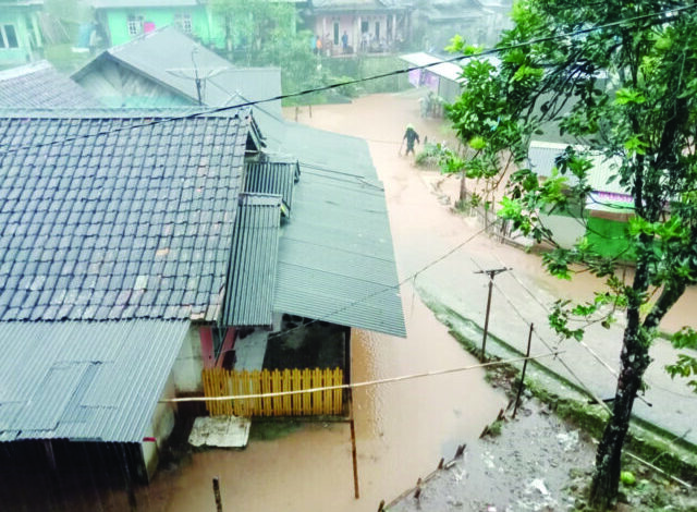 210 Rumah Terendam Banjir