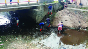 1 Doni Serang Antisipasi Banjir Saat Memasuki Musim Penghujan Sungai Ciracas Dibersihkan 2