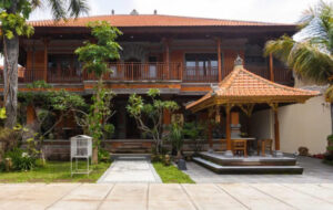 2. Ubud Hotel & Cottages Malang