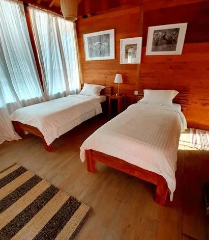 4 Hotel Terbaik di Pandeglang Dekat Pantai Carita, Harga Rp1 Jutaan, Nyaman untuk Family Trip - Bantenraya.co.id hotel terbaik