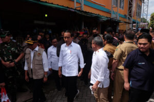 Doni Cilegon Presiden Jokowi Kunjungi Pasar Kelapa Cilegon 1