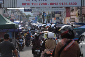 Doni Serang Pasar Royal Kota Serang Macet Saat Ramadan 1