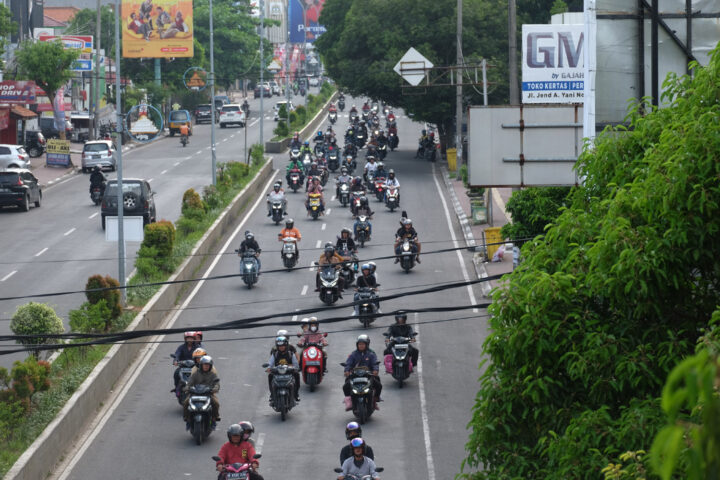 Doni Serang Pemudik Arus Balik Roda Dua Padati Jalur Protokol Kota Serang 4