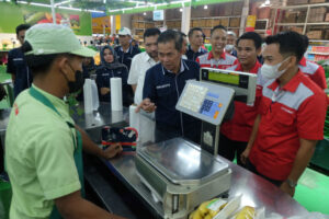 Doni Serang Syafrudin Sidak THR Lotte Grosir Serang 1