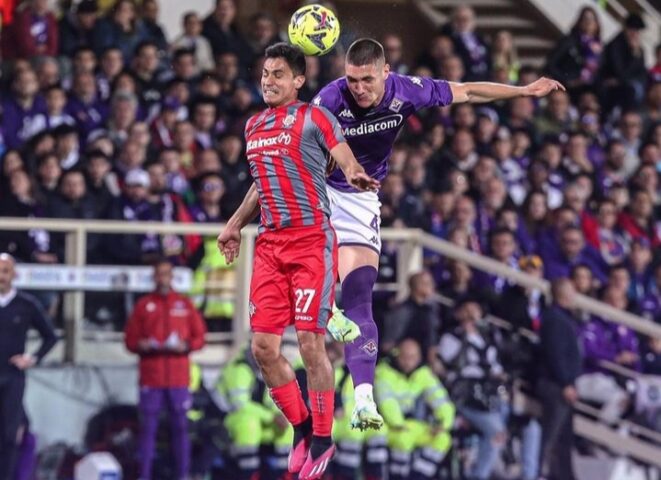 Fiorentina menyegel tiket final Piala Italia musim 2022-2023, setelah semifinal leg kedua menahan imbang Cremonese skor 0-0 di Artemio Franchi, Jumat 28 April.