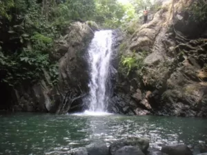 Wisata alam Banten Air Terjun Gendang