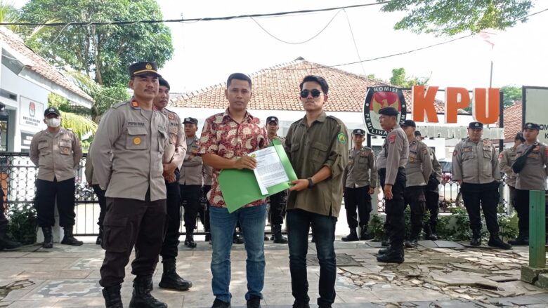 Hima Lebak menyerahkan laporan