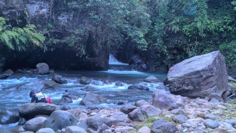 Wisata alam asli Banten yang wajib dikunjungi