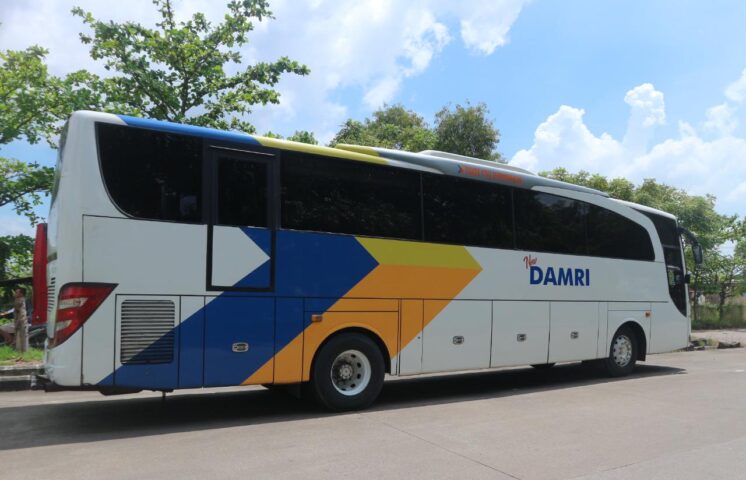 Jadwal bus Damri