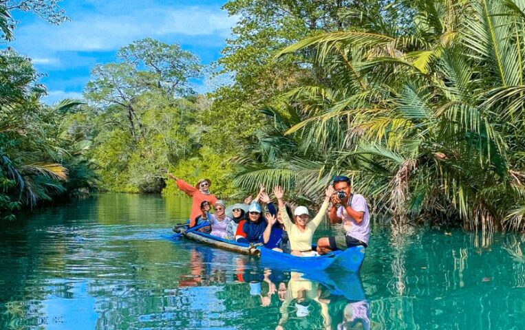 Open trip wisata alam asli di Banten