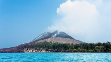 erupsi anak krakatau
