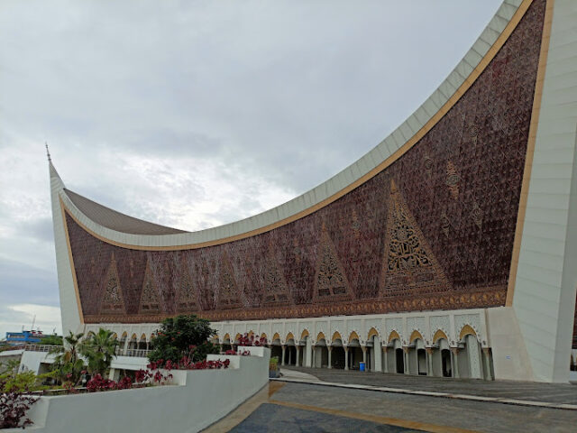 desain masjid modern