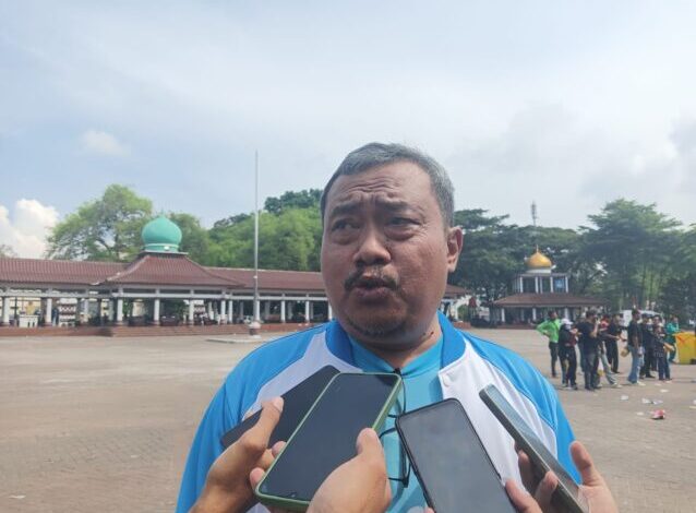 DPC KSPSI Kota Serang meminta agar Pemerintah Kota Serang memberikan honor kepada dewan pengupahan dan lembaga kerja sama Tripartit setara upah minimum kota.