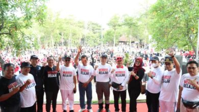 Sebanyak 1.250 peserta meriahkan Jalan sehat dalam rangka menyemarakkan bulan Merdeka Belajar untuk memperingati Hari Pendidikan Nasional (Hardiknas) tahun 2023