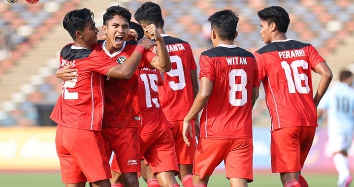 Timnas Indonesia U-22 mampu unggul 1-0 versus Timnas Myanmar U-22 pada babak pertama penyisihan Grup A sepakbola Sea Games 2023 di Olympic Stadium, Kamboja.
