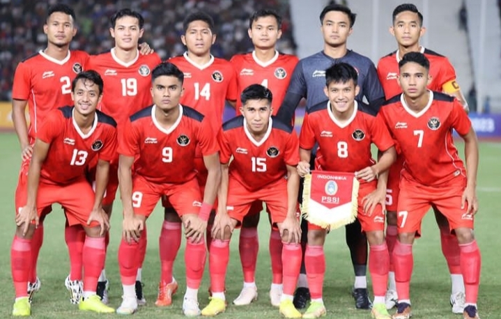 Timnas Indonesia U-22 merebut medali emas cabor sepakbola SEA Games 2023 Kamboja, setelah membantai Thailand skor 5-2 di final di Olympic Nasional Stadium.