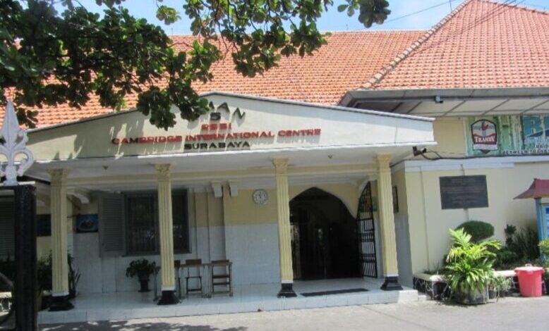 Berikut ini daftar SMA terbaik di Surabaya