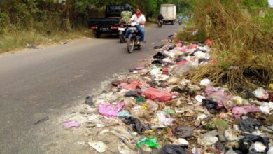 DLH Kota Serang menyebut hingga kini masih ada 90 titik sampah liar di Kota Serang karena masyarakat masih belum paham dalam mengelola sampah rumah tangga.