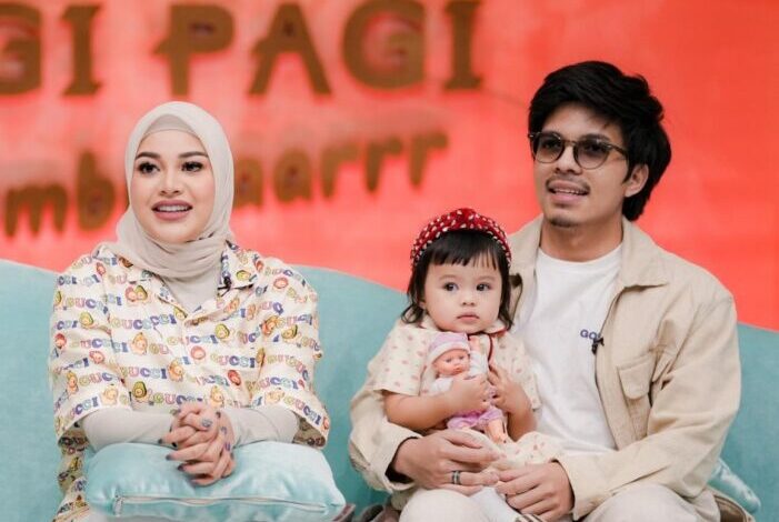 Emmy Rizma Tobing menghina anak Atta Halilintar dan Aurel Hermansyah