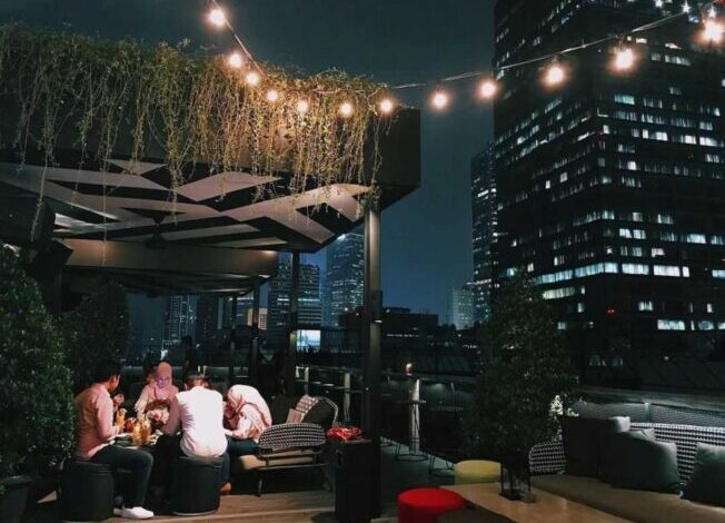 3 rekomendasi cafe nongkrong malam di Medan dengan desain kekinian
