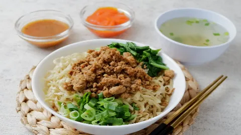 3 pilihan tempat makan mie ongklok, kuliner khas wonosobo yang wajib dicoba