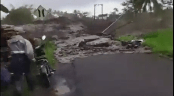 Banjir Lumajang