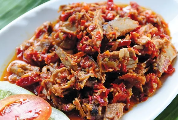 3 rekomendasi makanan khas Manado paling populer yang wajib kamu coba bersama keluarga ataupun teman