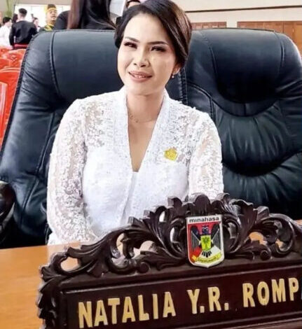 Natalia Rilli Rompas Anggota DPRD Kabupaten MInahasa