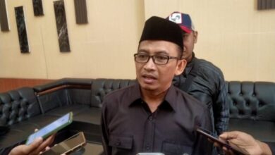 Wakil Ketua DPRD Kota Serang Hasan Basri harap pekan ini jalur frontage unyur bisa digunakan
