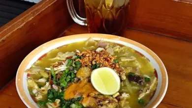 6 warung makan soto di Pasuruan yang kuahnya sedap kaya akan rempah-rempahnya yang bisa anda cobain