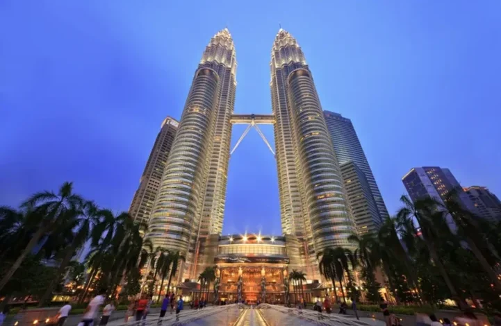 tempat wisata di Kuala Lumpur yang paling hits dan wajib dikunjungi saat liburan pertama kali