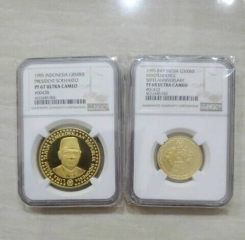 Uang koin Rp850.000 tahun 1995 gambar Presiden Soeharto