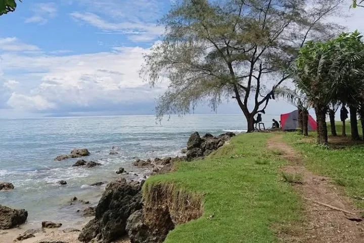 Pantai bugel