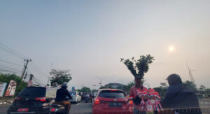 Doni Serang Penjual Bendera Merah Putih Mini Mulai Marak 1