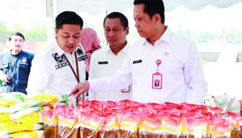 Ibu-Ibu PKK Gelar Bazar Pangan Murah di Tigaraksa