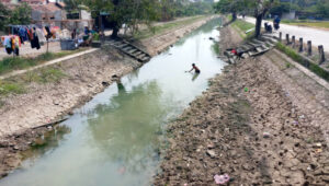 Irigasi di Lingkungan Sairah Kasemen Kota Serang Surut