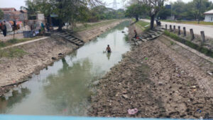 Irigasi di Lingkungan Sairah Kasemen Kota Serang Surut