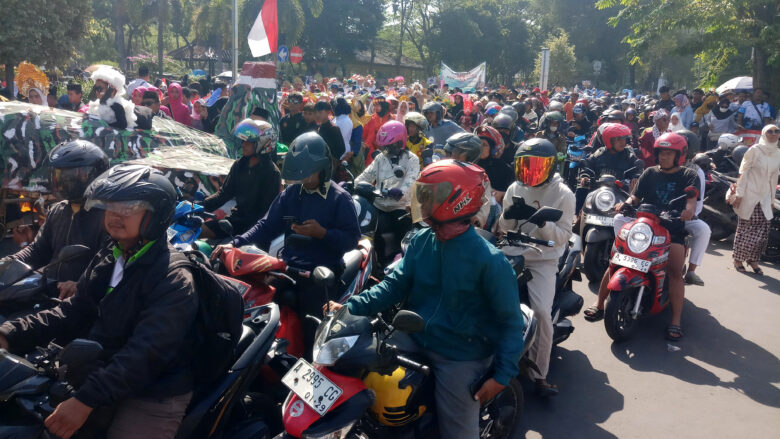 Doni Serang Jalan Ki Mas Jong Kota Serang Macet 1