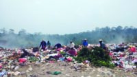 Warga Keluhkan Bau Menyengat, Sampah Luar Daerah Dibuang ke TPA Bangkonol