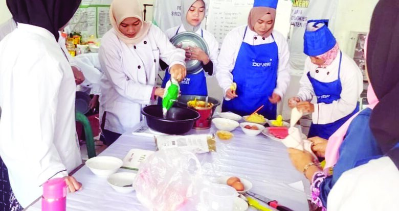 LKP Ayu Sukses Gelar PKW Bidang Pastry dan Bakery