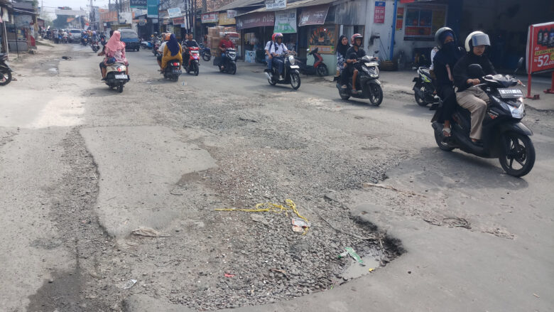 Doni Serang Jalan Warung Jaud Kota Serang 1