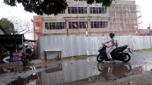 Doni Serang Proyek Gedung Pusat Bank Banten Capai Sekitar 70 Persen 1