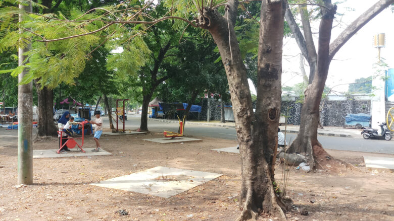 Doni Serang Taman Fitnes di Stadion MAulana Yusuf Tak Terawat 1