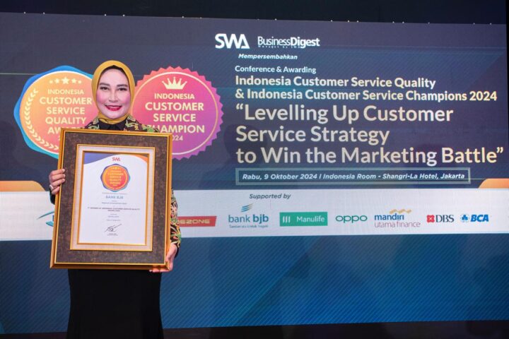 Konsisten Menjaga Pelayanan Kepada Nasabah, Bank bjb Raih Penghargaan Indonesia Customer Service Quality Award 2024