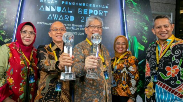 bank bjb dan bank bjb Syariah Raih Penghargaan Annual Report Award (ARA) 2023