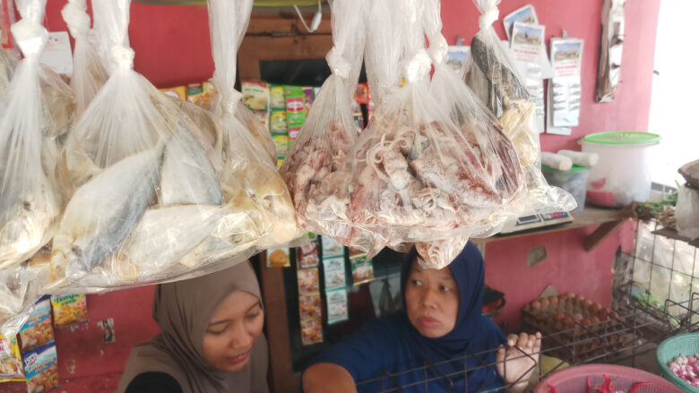 Doni Serang Harga Cumi Asin Naik 1