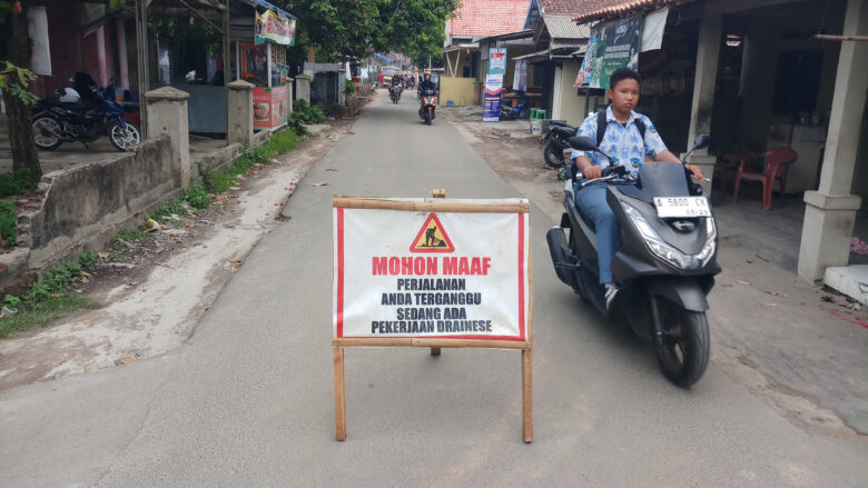 Doni Serang Perbaikan Drainase di Jalan Jiwantaka Kota Serang 1