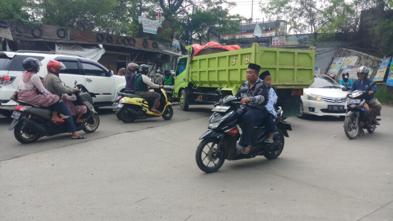 Doni Serang Terowongan Trondol Masih Macet 1