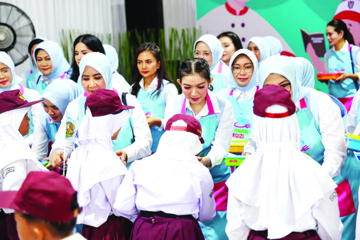 Siswa SDN Taman Keluhkan Menu Makan Gratis